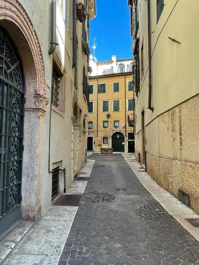 Magnolia Home - Piazza Delle Erbe ヴェローナ エクステリア 写真