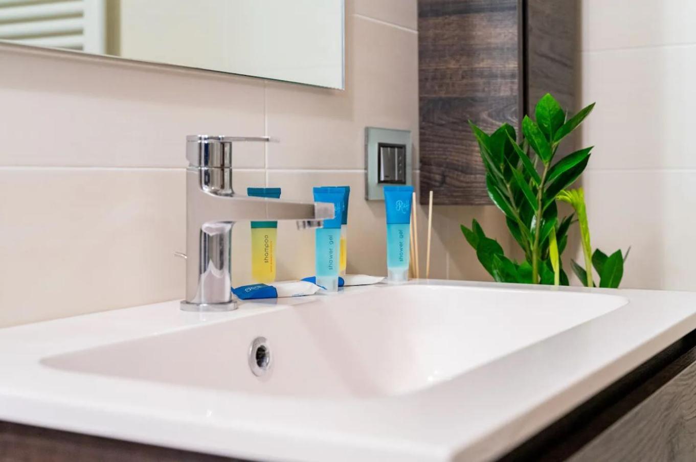 Magnolia Home - Piazza Delle Erbe ヴェローナ エクステリア 写真